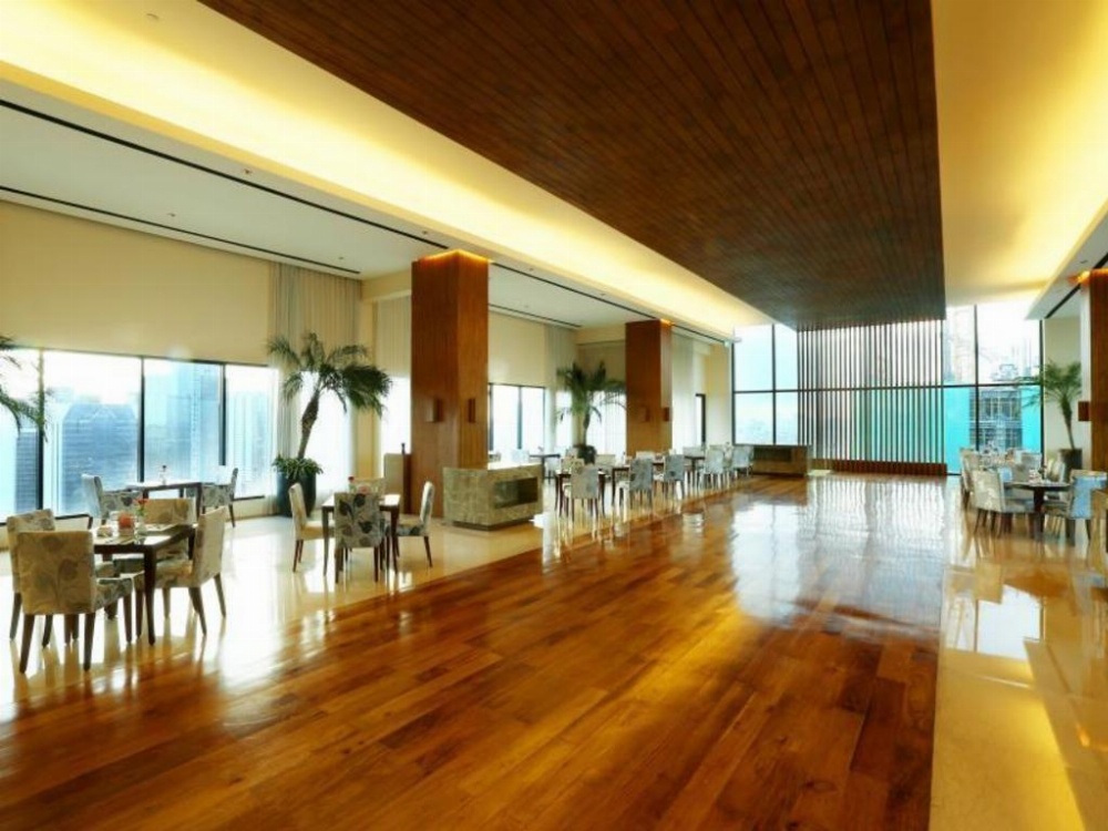 City Garden Grand Hotel Image 36