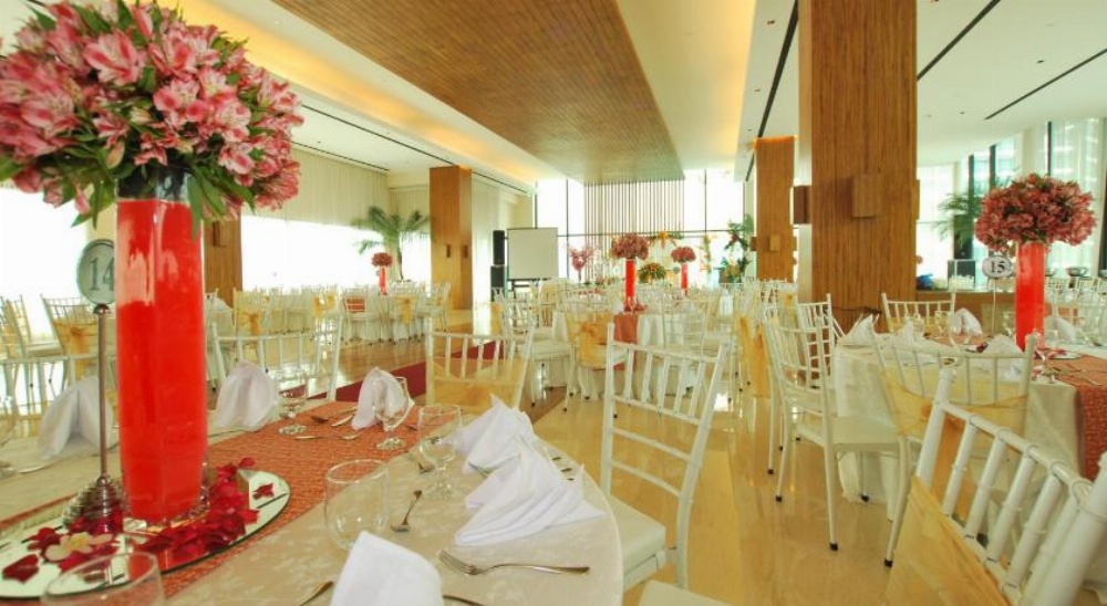 City Garden Grand Hotel Image 37